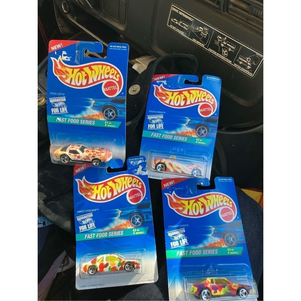 Hot Wheels Mattel Fast Food Series FOUR(4) Cars 1996 NEW SEALED